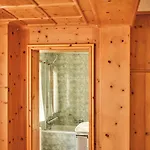 Chesa Grischuna Szálloda 4*