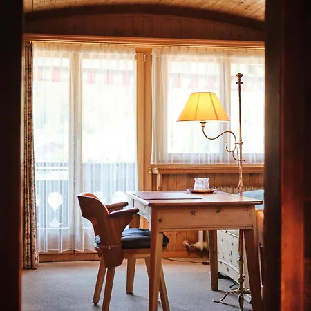 Chesa Grischuna Hotel 4*