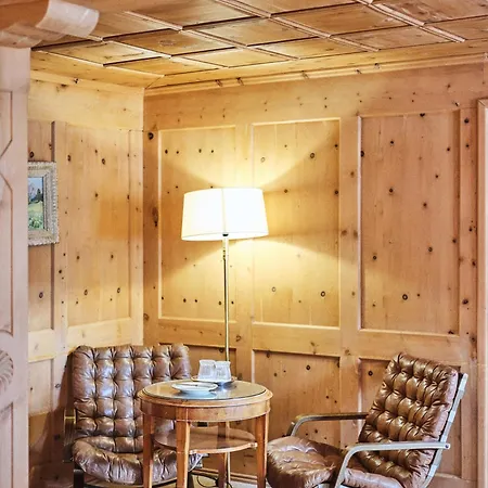 Hotel Chesa Grischuna Hotel 4*