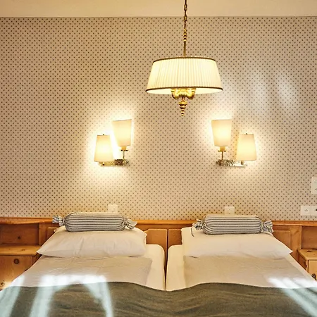 Hotel Chesa Grischuna