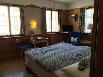 Hotel Hotel Chesa Grischuna 4*