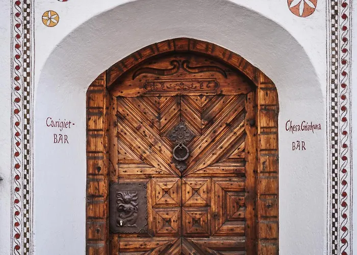 Chesa Grischuna Hotel 4*