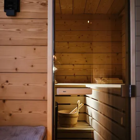 Chesa Grischuna 4* クロスタース