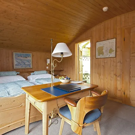 ホテル Chesa Grischuna クロスタース