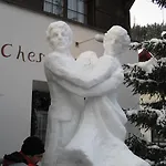 Chesa Grischuna Hotel