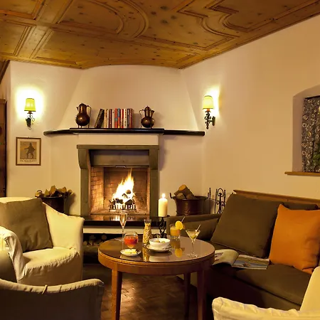 Chesa Grischuna 4* Клостерс